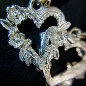 VINTAGE FLORAL HEART WREATH STERLING SILVER DANGLE EARRINGS